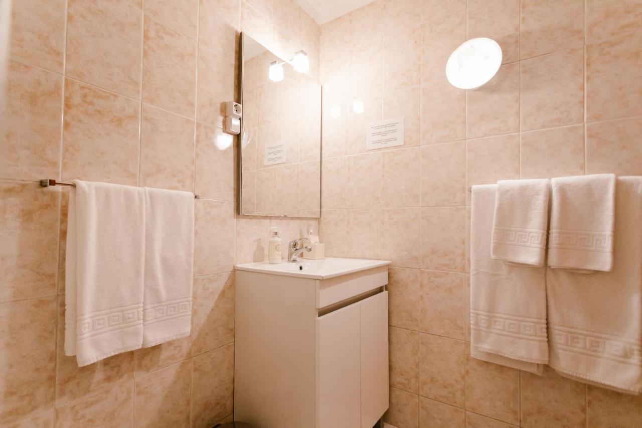 Castle Apartment Γκιμαράες Εξωτερικό φωτογραφία