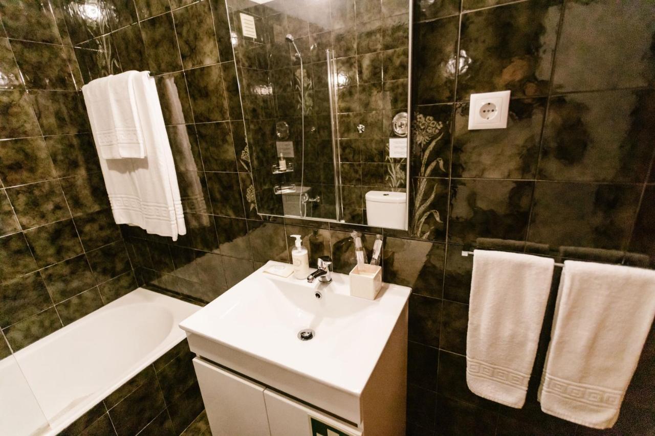 Castle Apartment Γκιμαράες Εξωτερικό φωτογραφία